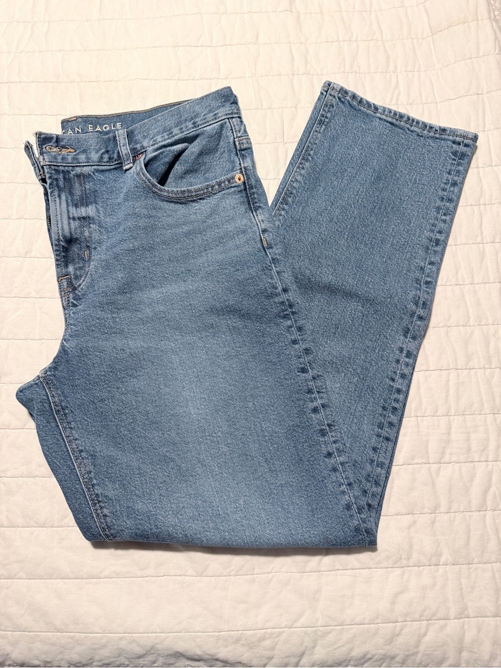 American Eagle Outfitters Light Wash Straight Jeans